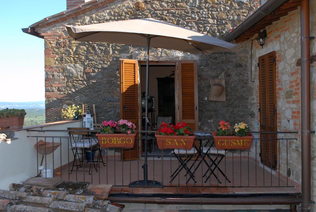 Borgo San Gusme Apartamento Exterior foto