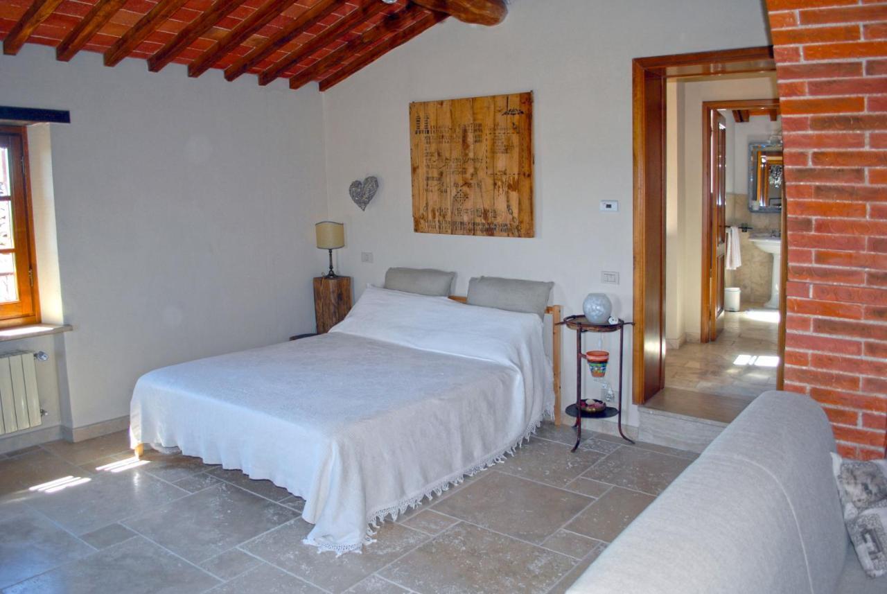 Borgo San Gusme Apartamento Exterior foto